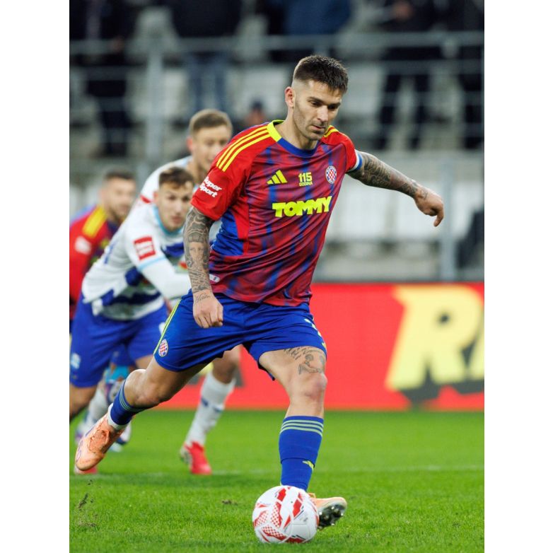 Matchworn shirt – Marko Livaja (br. 10): Osijek - Hajduk. 0:2, 15.02.2026.